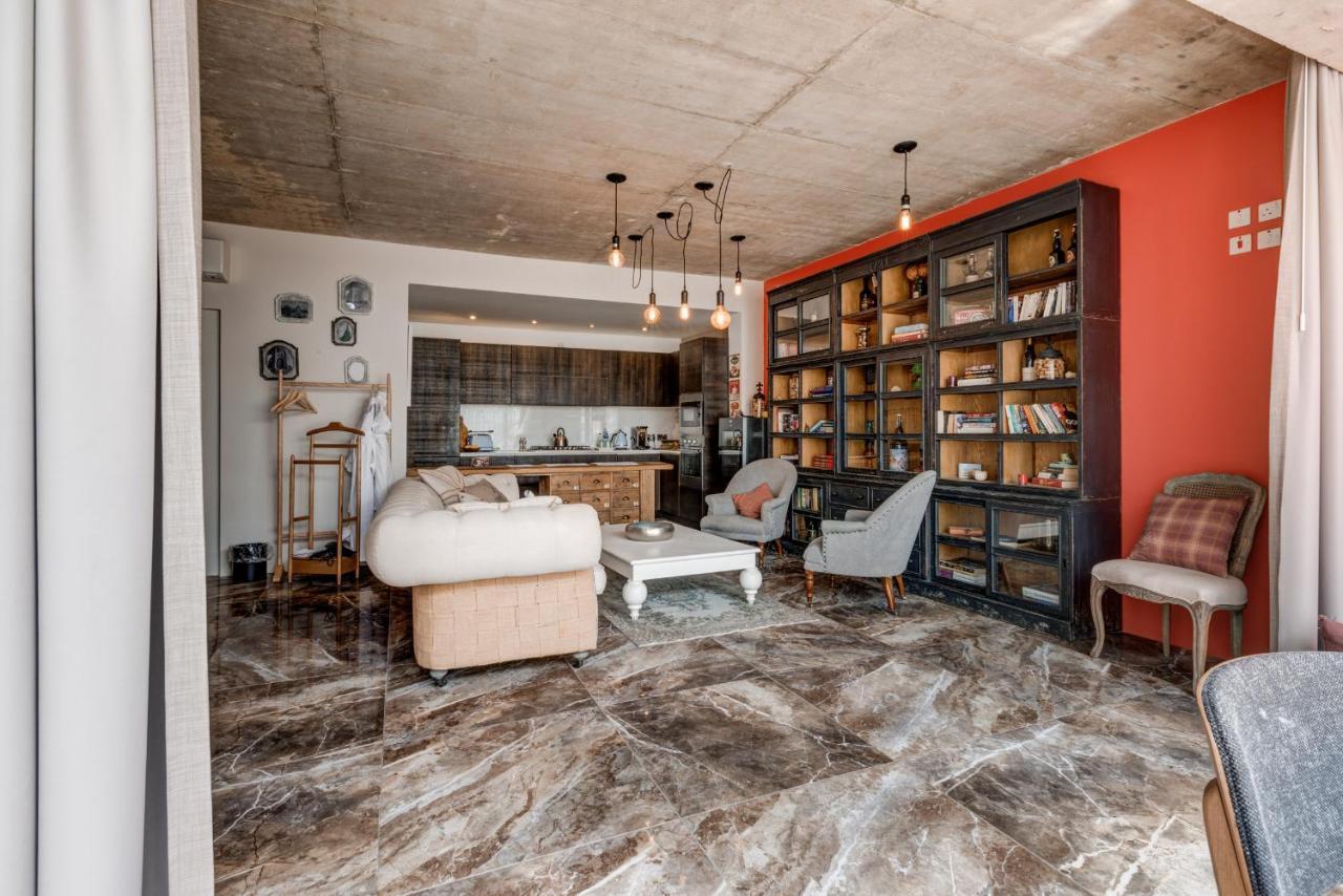 Talbot And Bons Deluxe Studio Flat Gudja ภายนอก รูปภาพ
